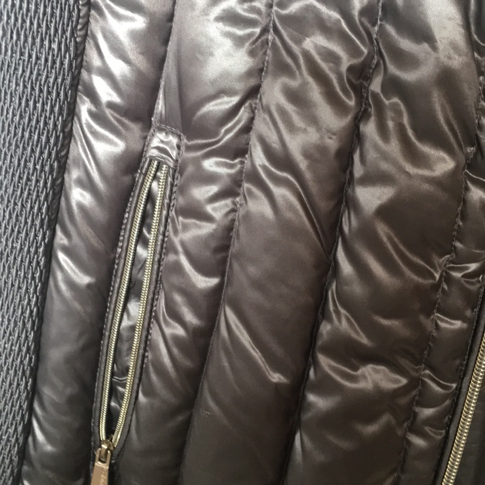 Down Vest .. - image 2